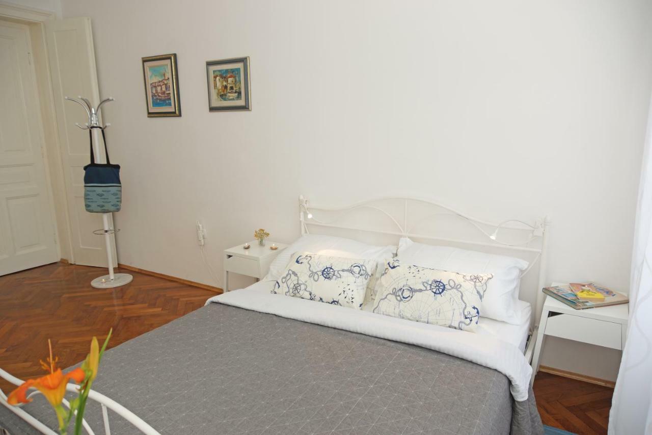 Tia Apartamento Rijeka Exterior foto