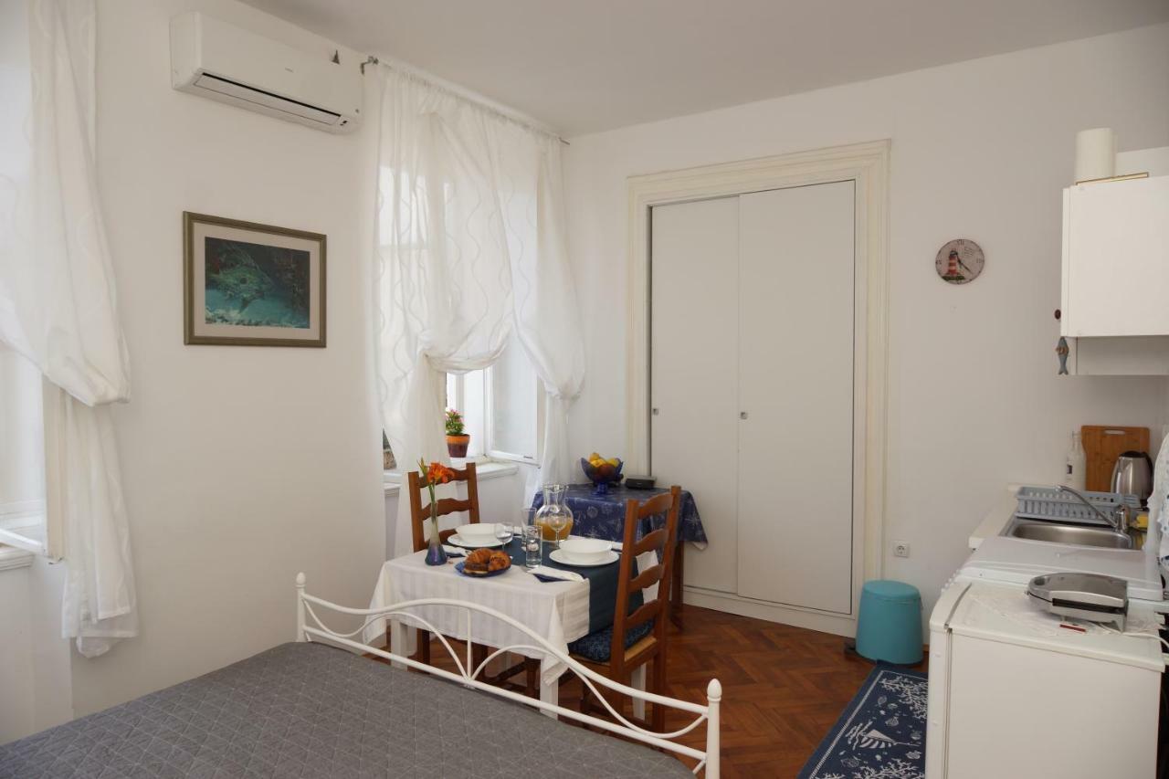 Tia Apartamento Rijeka Exterior foto